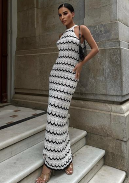 Robe Col Dos Ajouré – Écru & Noir