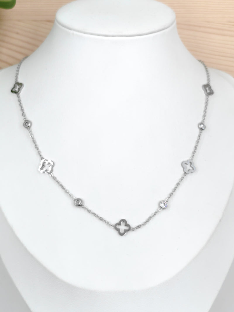Collier trèfle avec strass en acier inoxydable