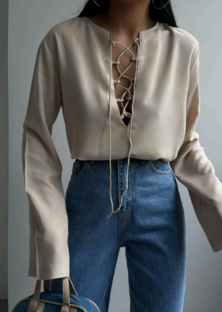 Blouse en lin à lacets - Beige